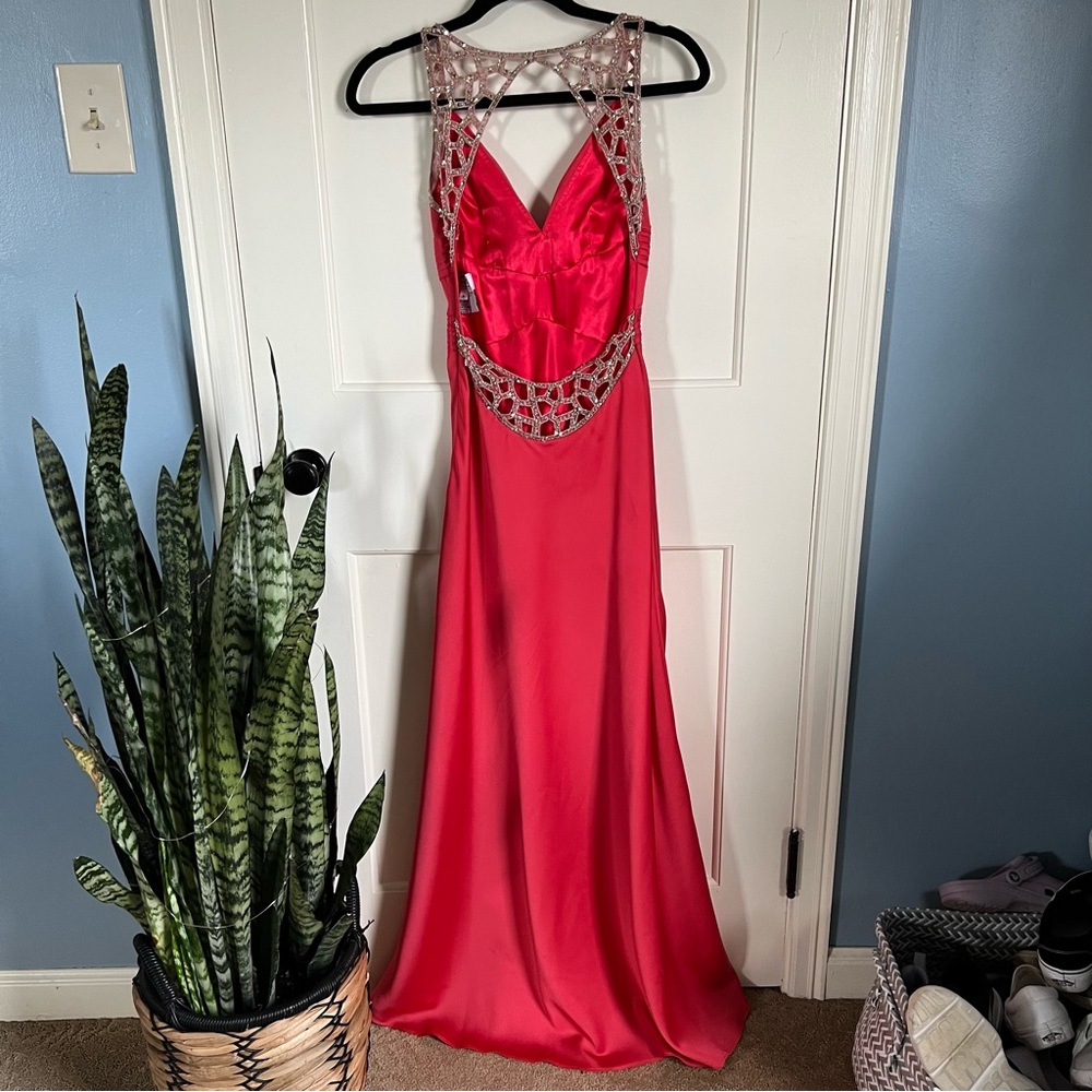 Backless Prom Dress - Picture 6 of 15